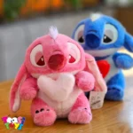 عروسک استیج قلب به دست