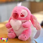 عروسک استیج قلب به دست