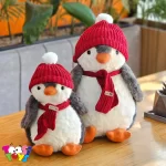 عروسک پنگوئن کلاه قرمز لاکچری