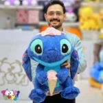 عروسک استیج بستنی به دست