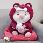 عروسک پتو بالشتی خوک لپی شیک به دست
